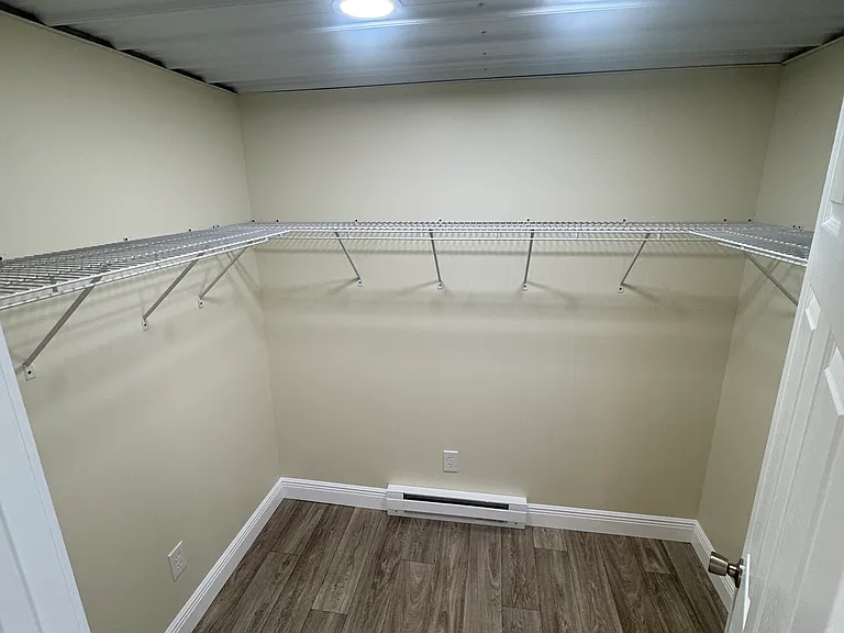 374 Sunview Dr — Photo 6