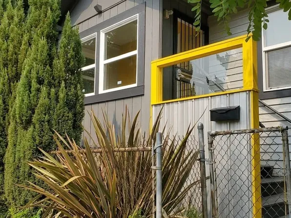 2424 S Graham St #Hse, Seattle, WA 98108