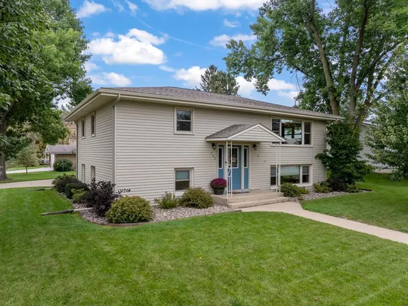 700 Lyndale Ave, Spring Valley, MN 55975