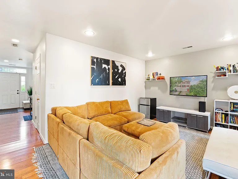 21071 Mossy Glen Ter — Photo 12