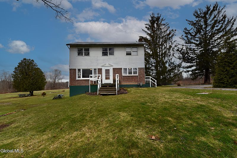 2nd image of 2099 Rowley Road