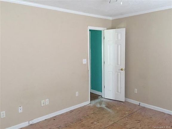 5th image of 117 Westview Dr