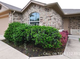 106 Leona River Trl, Hutto, TX 78634