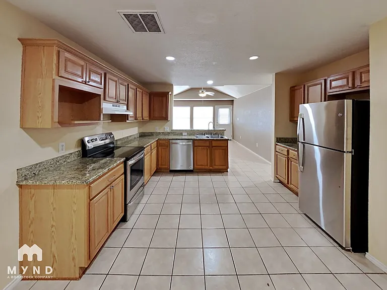 3202 Eisenhauer Rd #1101 — Photo 4