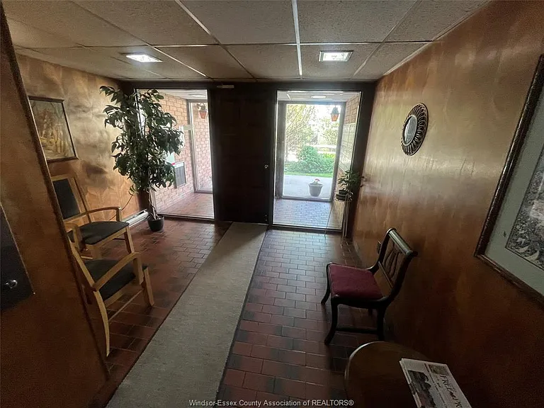 26 Alice St N #405 — Photo 6