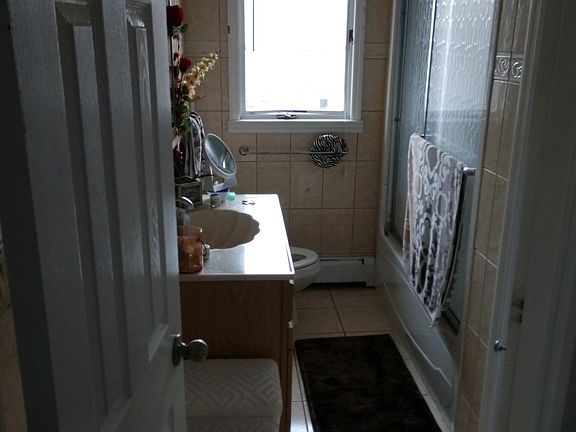 5th image of 87 Coolidge Ave #87