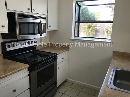 2nd image of 5320 Stoney End Ct