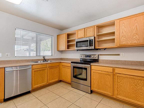 5th image of 15828 W Washington St