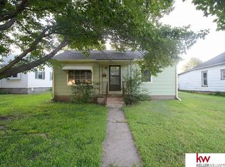 1444 N Kansas St, Superior, NE 68978