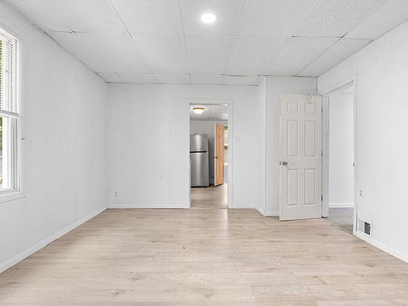 2nd image of 1222 Vestal Ave