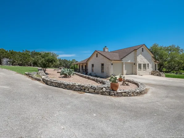 1018 Coyote Ridge, Spring Branch, TX 78070