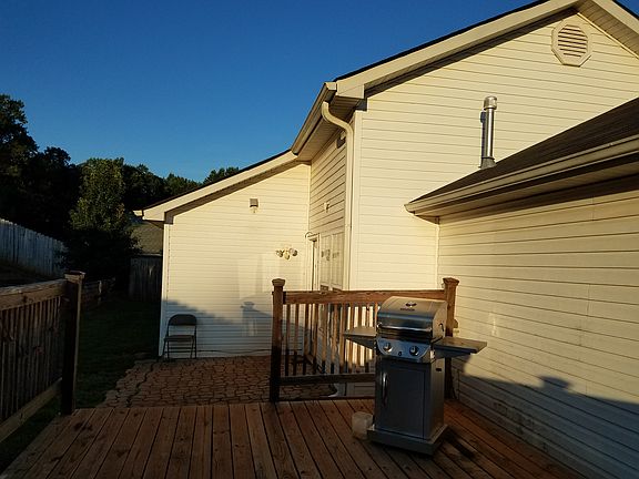 3rd image of 68 Canterbury Dr