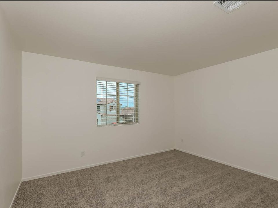 1st image of 27180 Goldstone Dr
