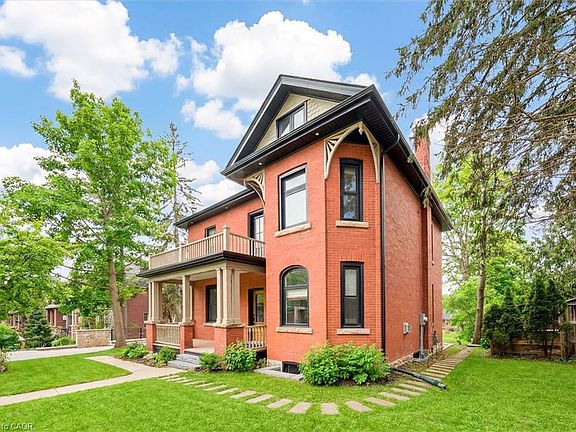 3rd image of 292 Geddes St