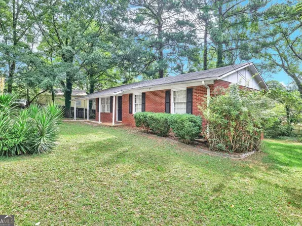 5868 Ash St, Forest Park, GA 30297