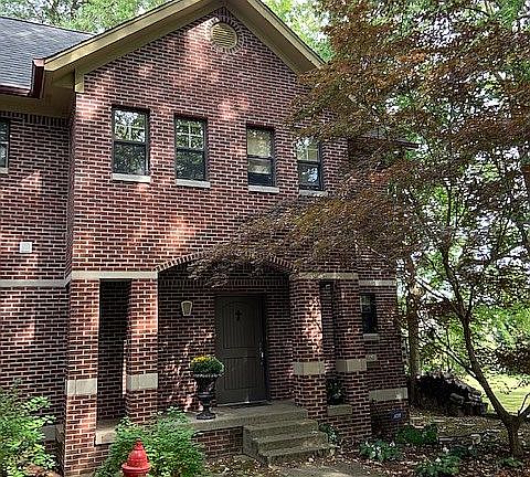 2nd image of 9874 Highland Springs Dr N