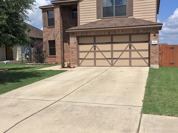2nd image of 8804 Ipswich Bay Dr