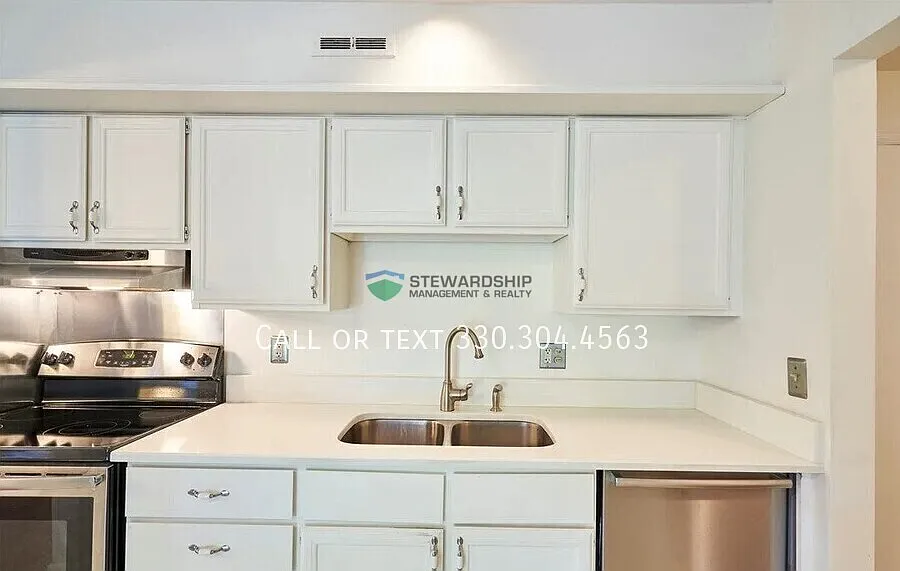 Building Photo - 77 Atterbury Blvd #209
