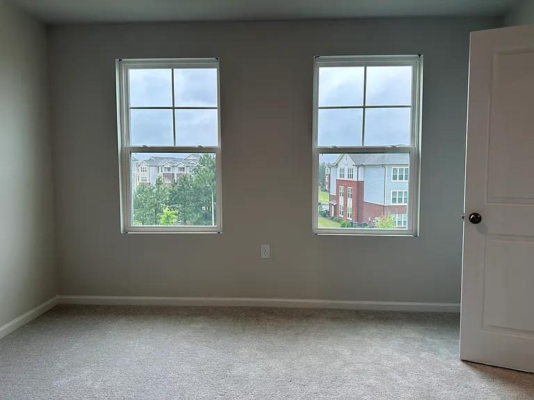2517 Kasota Ln — Photo 28