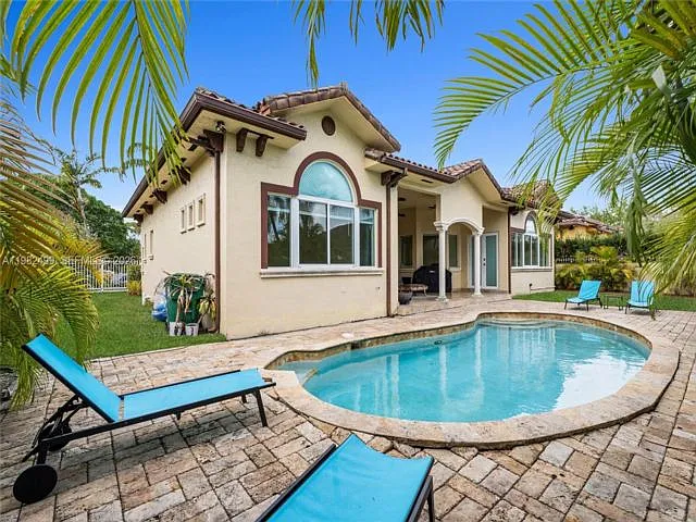 2665 NW 100th Ave — Photo 15