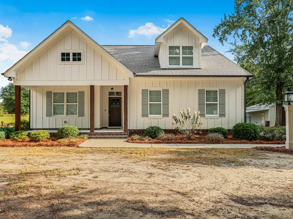 1504 Gregory Cir, Lillington, NC 27546