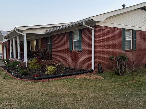 6 Whaley Dr