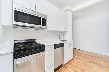 Rented by Living New York