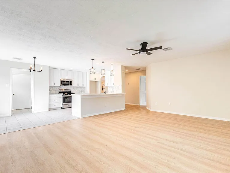 5318 Cilantro Ln — Photo 16