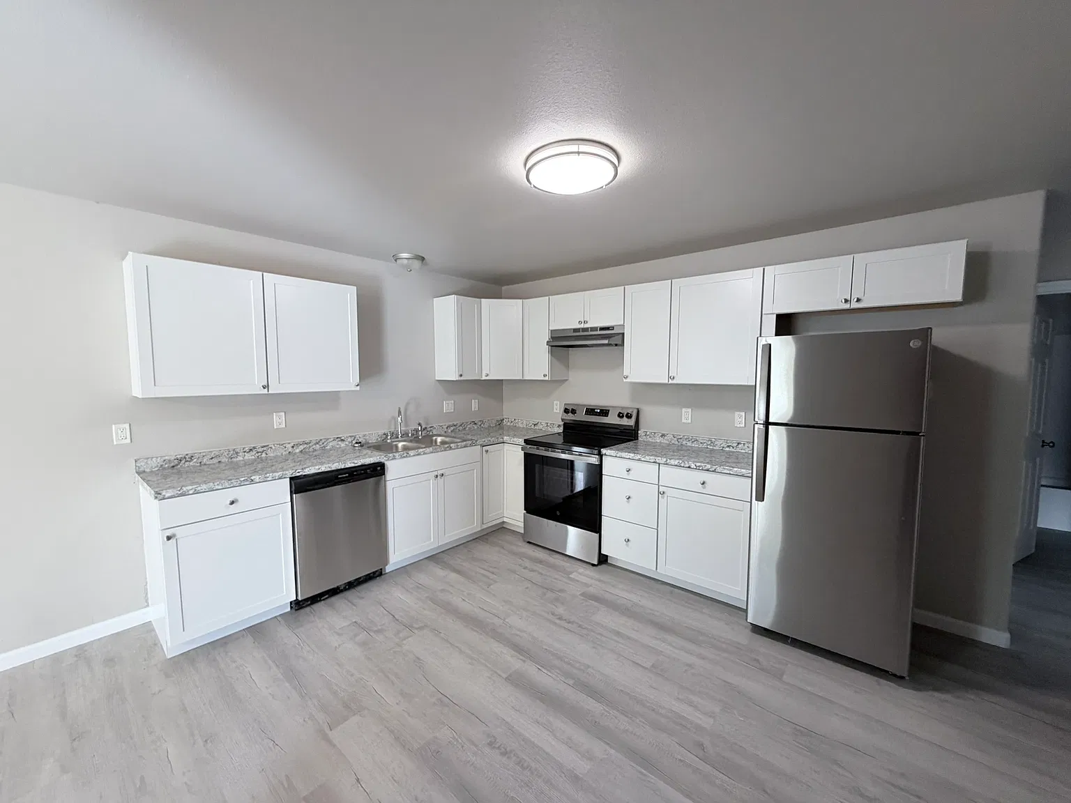 3246 Downey Court - 1 — Photo 4