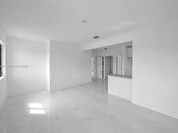 4th image of 450 Beacom Blvd