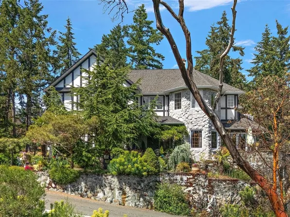 405 Coralee Pl, Langford, BC V9B 6C4