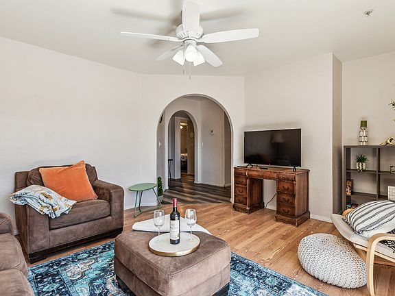 3rd image of 120 Sugarloaf St #D