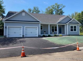 24 Maneta Dr, Saco, ME 04072
