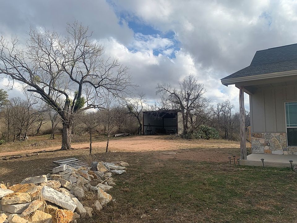 2nd image of 602 W Luce St