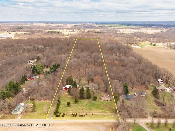 2nd image of 7741 S Cochran Rd