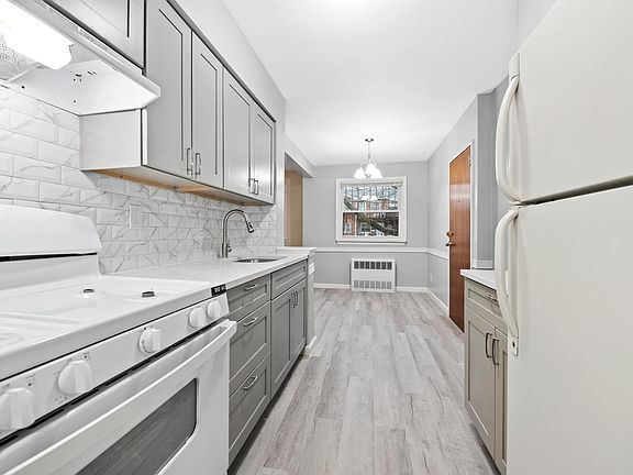 4th image of 1329 E 83rd St Floor 1
