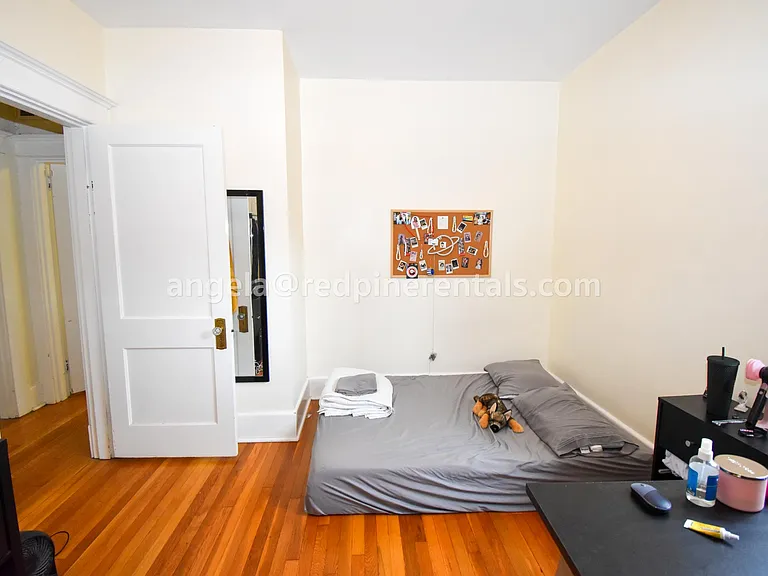 5728 Solway St #2 — Photo 12