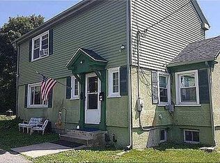 11 Cross St #R, Westerly, RI 02891