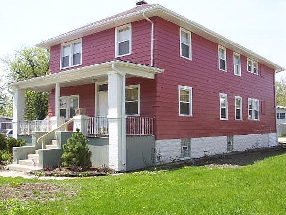 2nd image of 106 East Ave
