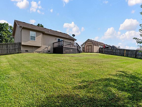 3rd image of 148 Gentry Ln