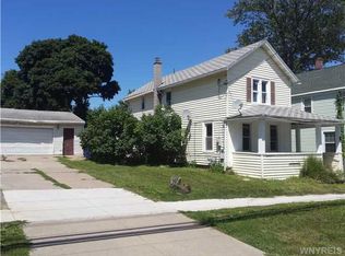 112 Grand St, Lockport, NY 14094
