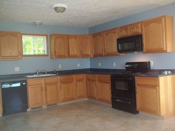 3rd image of 436 N Dalton Ave