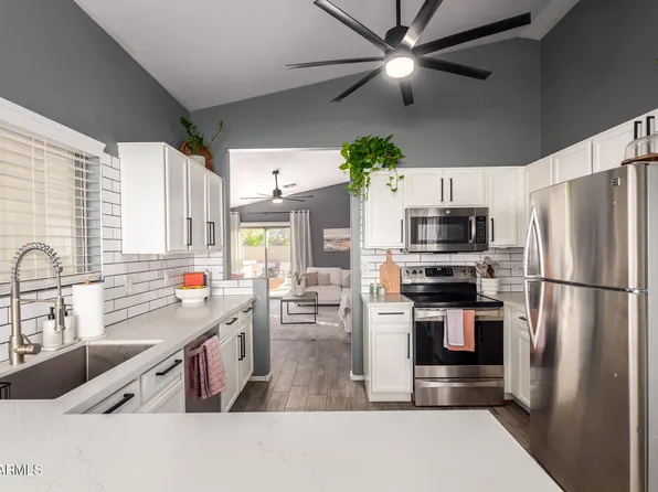 3139 W LOUISE Drive, Phoenix, AZ 85027