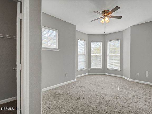3rd image of 8290 GATE Parkway #1212