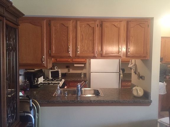 5th image of 440 E Montrose Ave APT 309