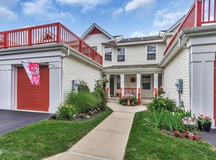 79 Commodore Cir, Port Jefferson Station, NY 11776