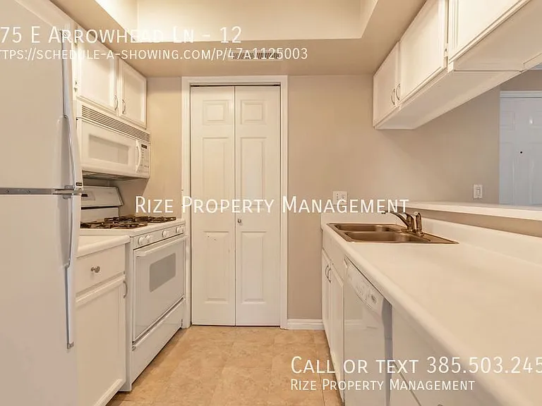 875 E Arrowhead Ln #12 — Photo 1