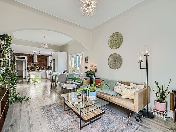 3rd image of 1317 E 37th Avenue
