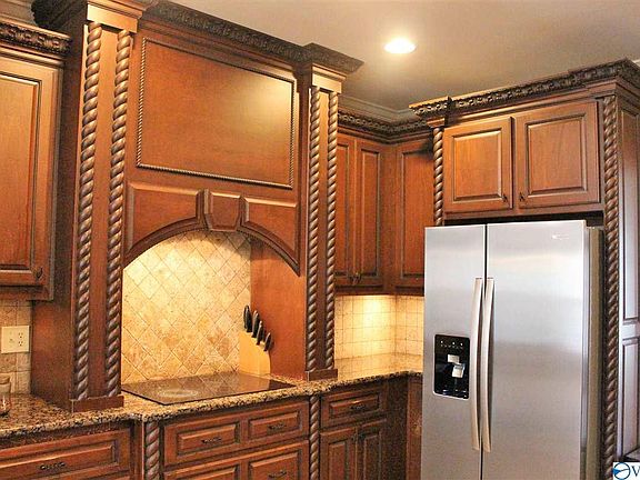 5th image of 6729 Mountain Ledge Dr SE