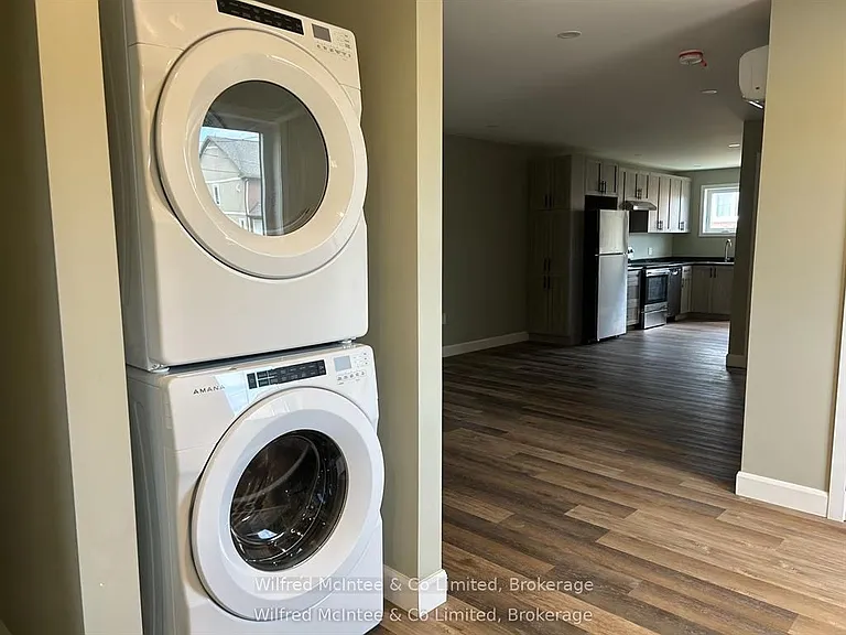 187 Balaklava St #1 — Photo 15